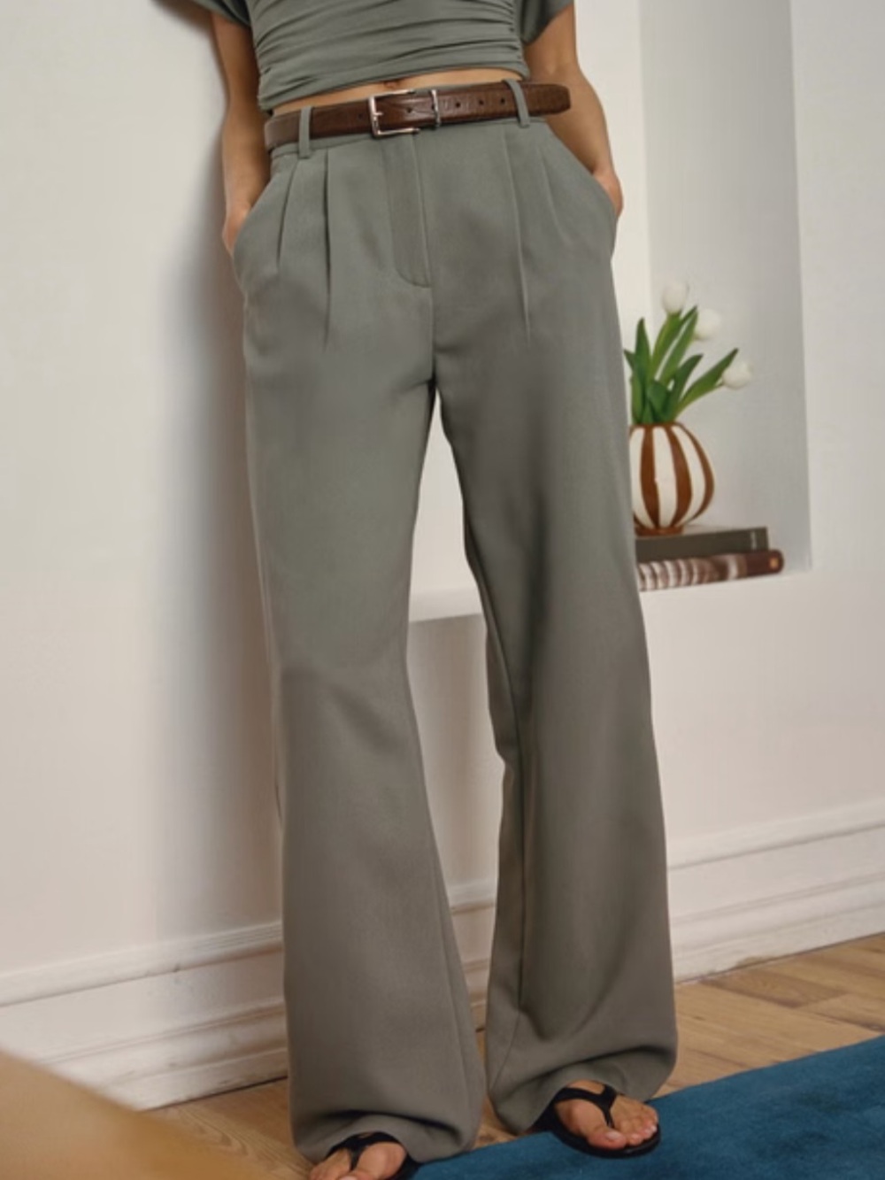 Abercrombie & Fitch Sloane Tailored Wide Leg Pant